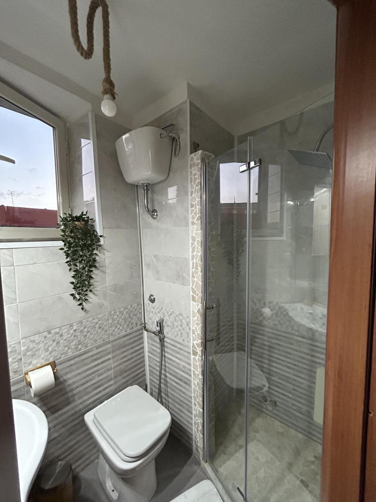 Апартаменты Casa Con Terrazzo In Centro Неаполь Экстерьер фото